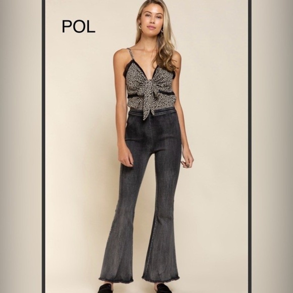 POL Black Flare Jeans w/side zip